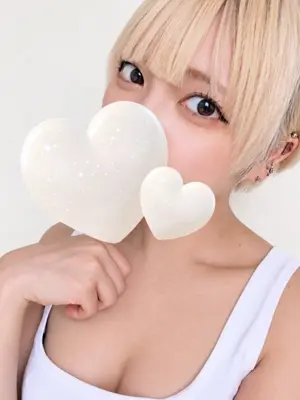 片平りつ