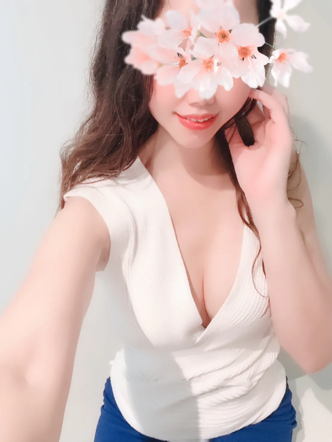 伊波ひな
